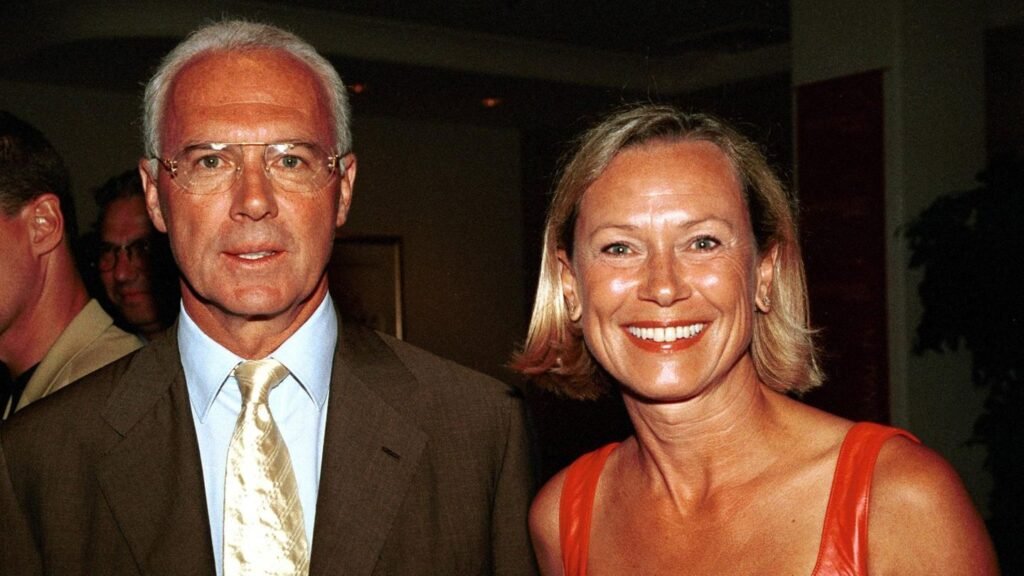 Franz Beckenbauer Ehepartnerin – Wer war die Partnerin des „Kaisers“ im Leben? franz beckenbauer ehepartnerin